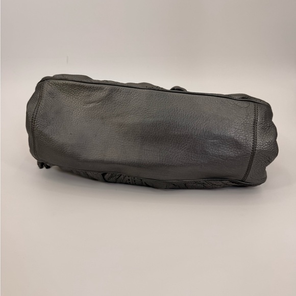 Cole Haan Silver Pebbled Leather Satchel Shoulder Bag Double Handle Zip Top - Picture 4 of 16